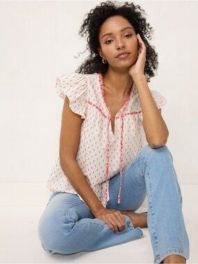 LC Lauren Conrad Ladies M White Blouse Red Micro-Print Tie Neck Flutter Sleeve